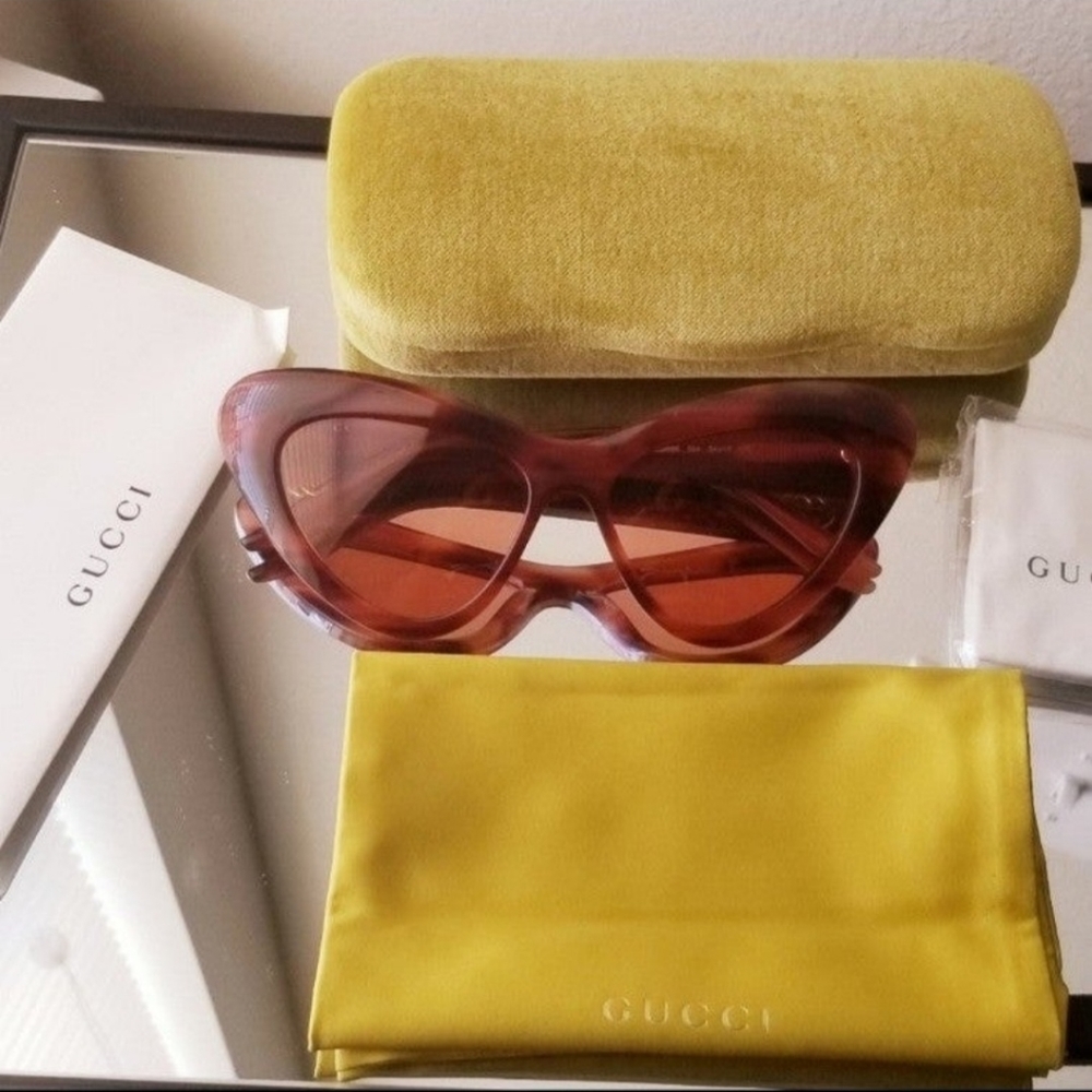 GUCCI women's glasses